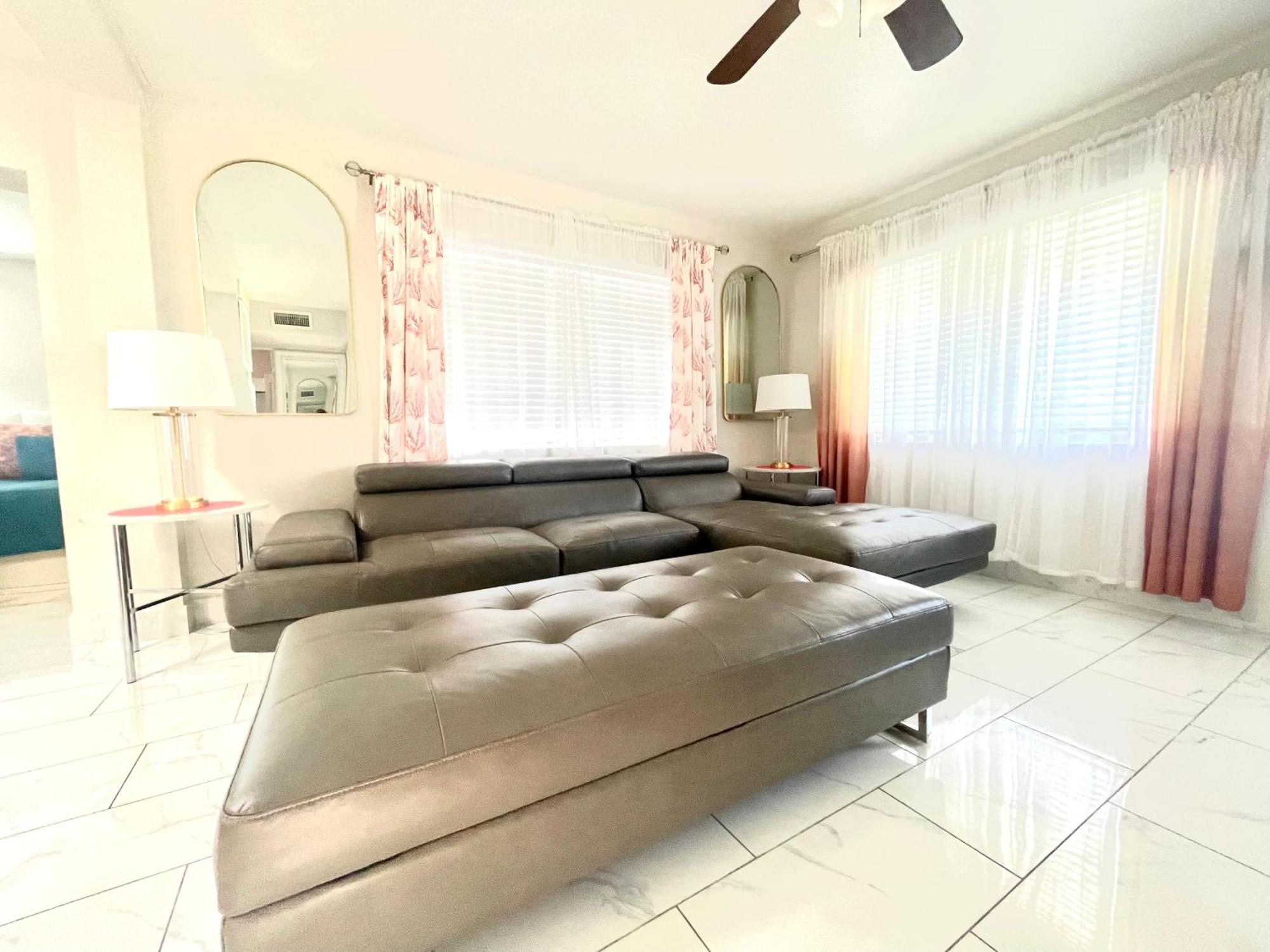 4 Miles To Siesta Key #1 In America Appartement